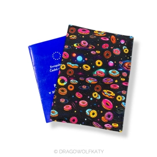 Obal na očkovací průkaz - Donuts